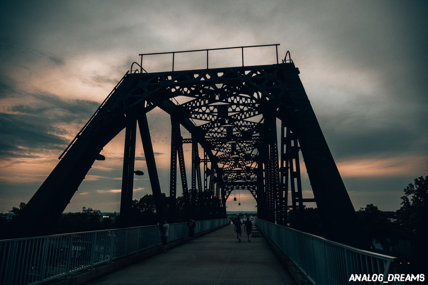 XpoZure - Vintage, Bold Lightroom Classic Presets (Desktop)